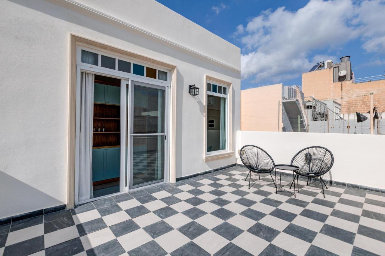 Piju Lux Apartments Слима Экстерьер фото